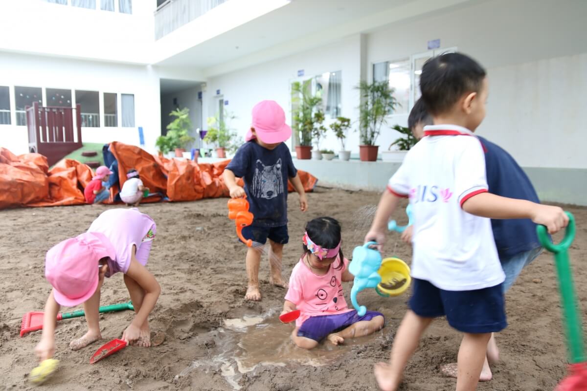 Trường mẫu giáo quốc tế Nhật Bản – JIS