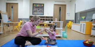 giúp con thành thạo tiếng anh từ nhỏ