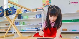 bé học vẽ tại trường mầm non quốc tế Sakura