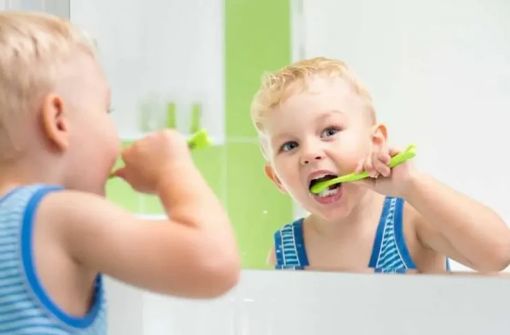 Điểm danh 9+ kem đánh răng cho bé 3 tuổi được bác sĩ khuyên dùng Sử dụng kem đánh răng cho bé 3 tuổi mang lại nhiều lợi ích cho sức khỏe răng miệng và sức khỏe tổng thể