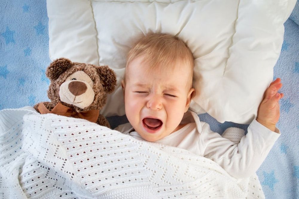 Trẻ 3 tuổi hay khóc đêm gây ra những ảnh hưởng gì?