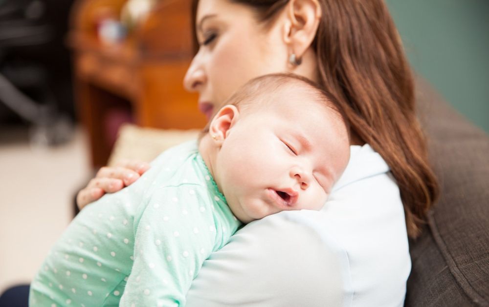Trẻ 5 tháng tuổi nên ngủ 14-16 tiếng một ngày