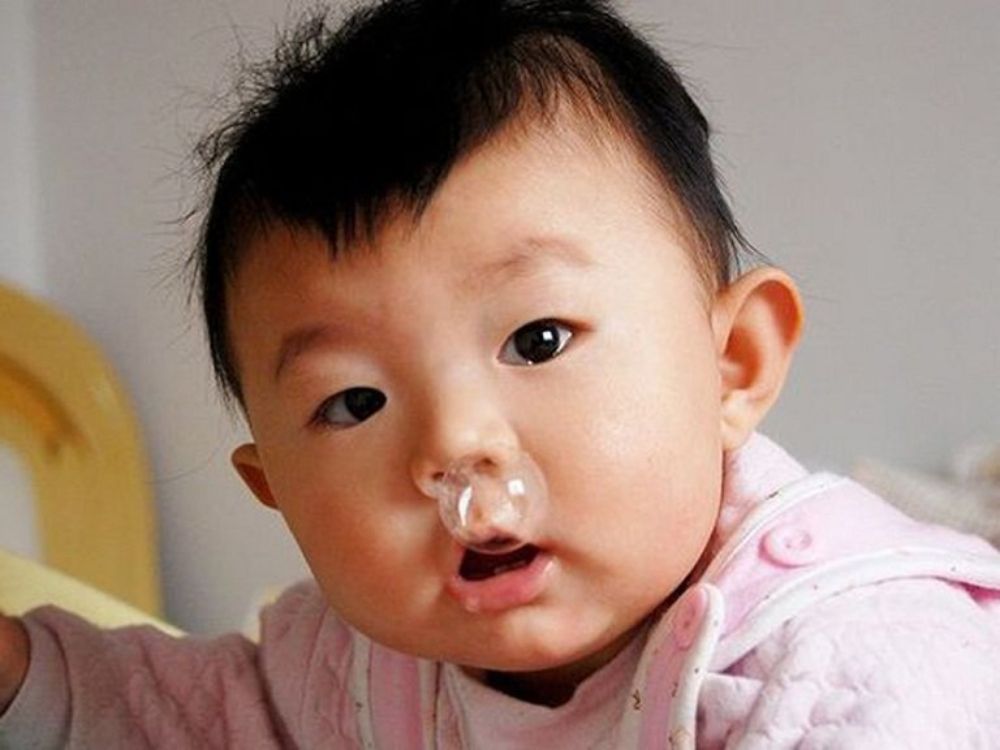 5 Nguyên nhân phổ biến khiến bé 5 tháng sổ mũi