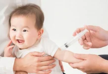 So sánh vắc xin 5 trong 1 và 6 trong 1: lựa chọn nào phù hợp với bé 5 tháng? (Ảnh: sưu tầm internet).