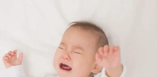 Theo dõi đúng biểu hiện giúp cha mẹ tránh lo lắng không cần thiết và xử lý hiệu quả hơn (Ảnh: sưu tầm internet).