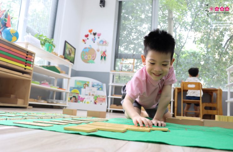 Hiểu về hệ thập phân và giá trị của các con số qua bài học “Bird’s Eye View”