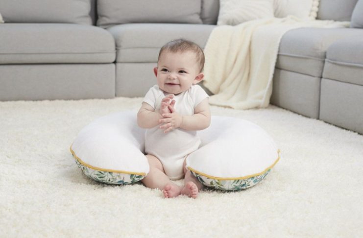 Chậm ngồi ở trẻ 12 tháng: khi nào lo lắng, khi nào cần đi khám? Kỹ năng "tự ngồi" đòi hỏi sự phối hợp của cơ lưng, bụng và khả năng giữ thăng bằng