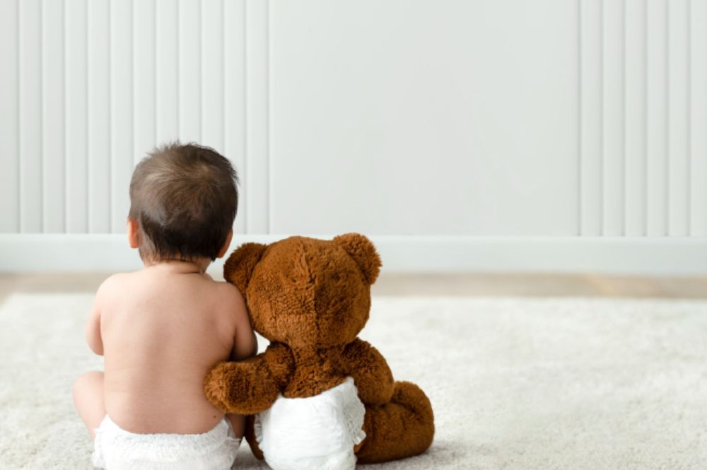 Vận động tự do trên sàn là cách tốt nhất để bé phát triển kỹ năng
