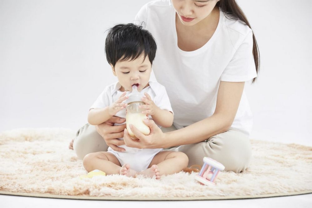 Sữa tươi không đường là lựa chọn tốt nhất cho sức khỏe của bé trên 1 tuổi