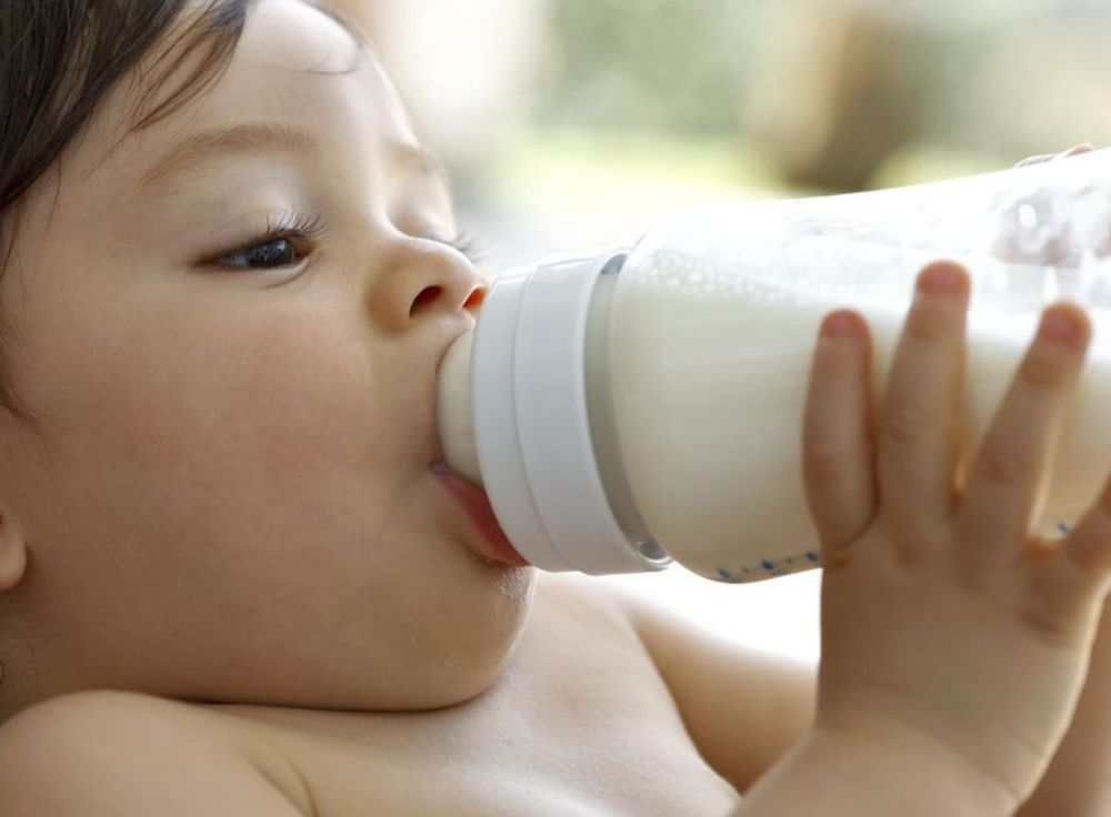 12 tháng là thời điểm thích hợp để bắt đầu hành trình làm quen với sữa tươi