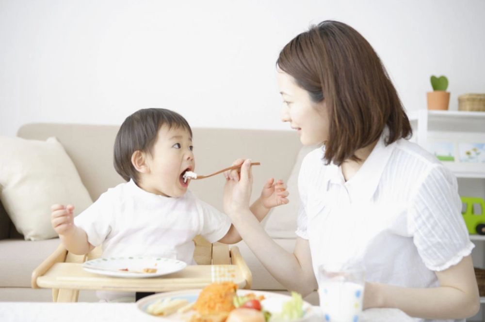 Khi nào cần bổ sung men vi sinh và vi chất?