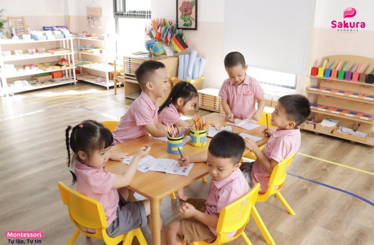 Cuốn booklet đầu tiên: Khi con tự tay viết nên hành trình ngôn ngữ của chính mình