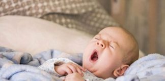 5 nguyên nhân khiến bé 6 tháng ngủ trằn trọc (Ảnh: sưu tầm internet).