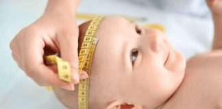 Bảng chuẩn chu vi vòng đầu của trẻ theo độ tuổi chuẩn WHO Đo vòng đầu định kỳ giúp theo dõi sát sao sự phát triển não bộ của trẻ