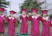 Ngày con kể lại hành trình trưởng thành của mình